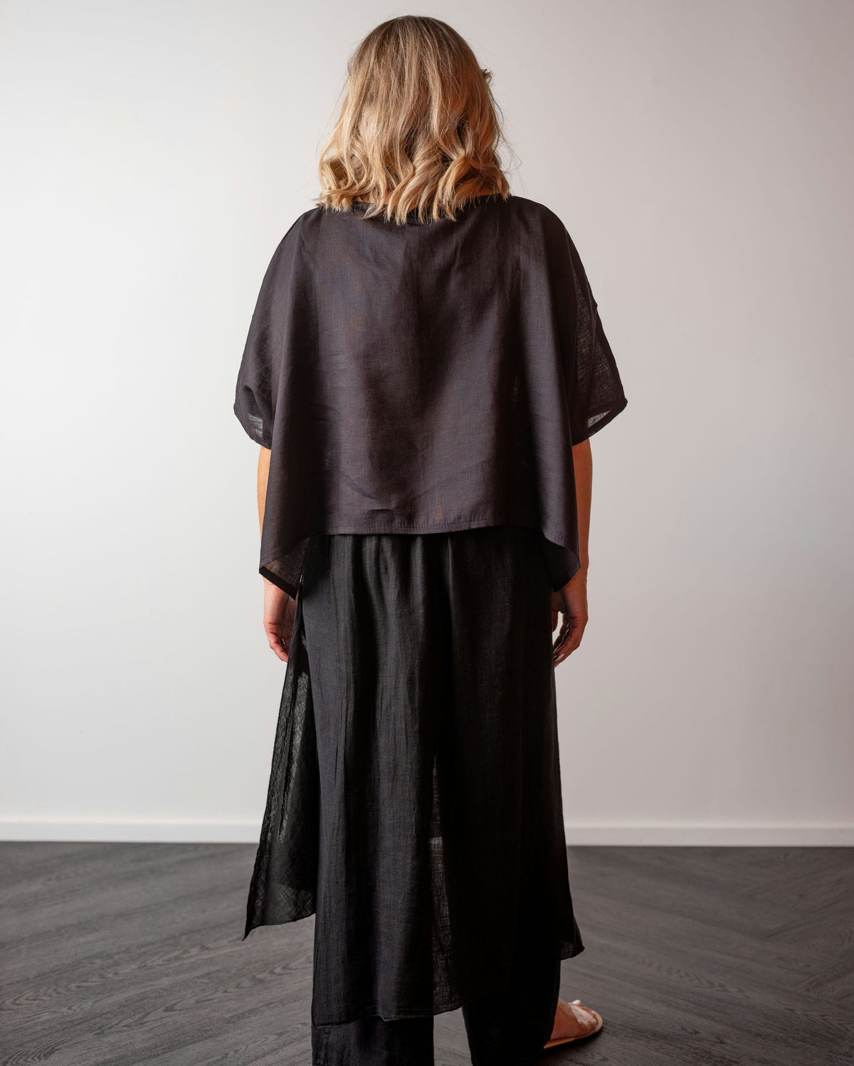 CAPRI TOP BLACK